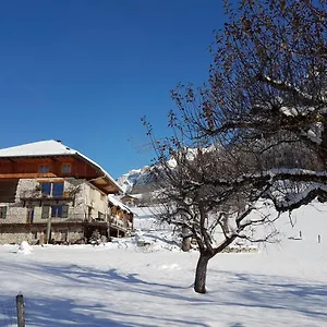 studio-les-chanterelles.hotels-rhonealpes.com/